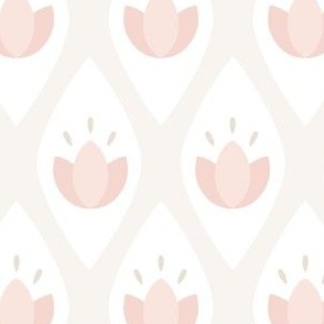 Tulip Diamond Quilt Beige, Coral, Peach // Regency Little Girl // Small