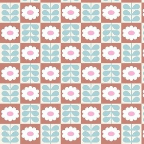 Vintage boho blossom plaid - daisies in retro sixties style on checkerboard leaves and flowers autumn garden caramel blue pink