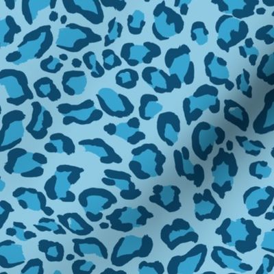 Cheerful Modern Leopard Print Animal Print in Blue