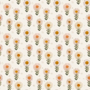 Bumblebee - Peach daisies Small