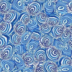 Medium Scale Emperor Fish Abstract Blue Swirls