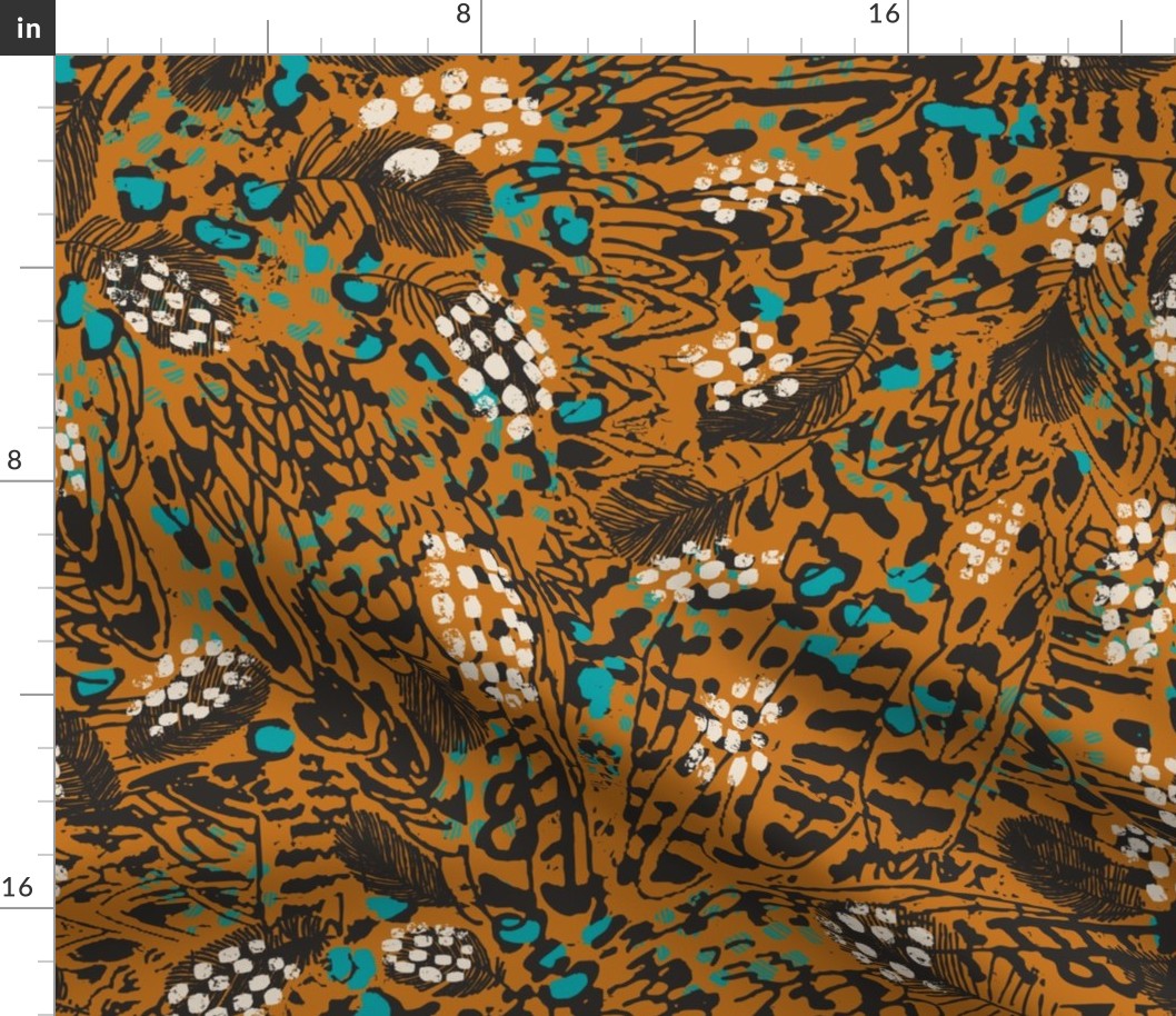 Animal print feathers & leopard spots