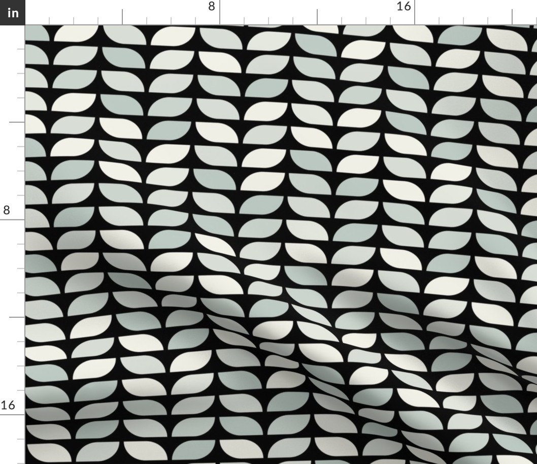 Geometric Pattern: Leaf: Savon Black (standard version)