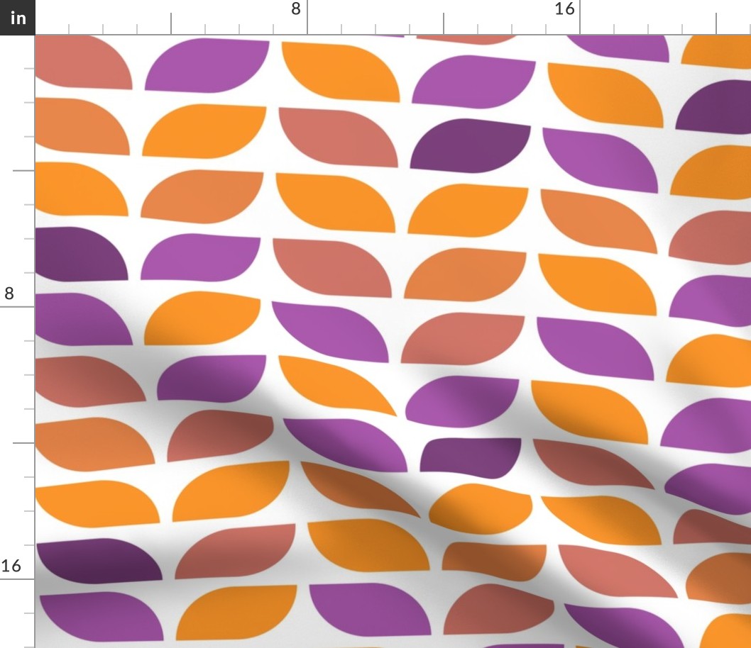 Geometric Pattern: Leaf: Keshav White (large version)