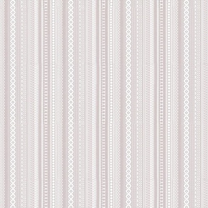 Passementerie.Pastel Pink.white.Sml
