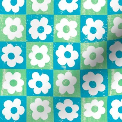 blue green textured flower check