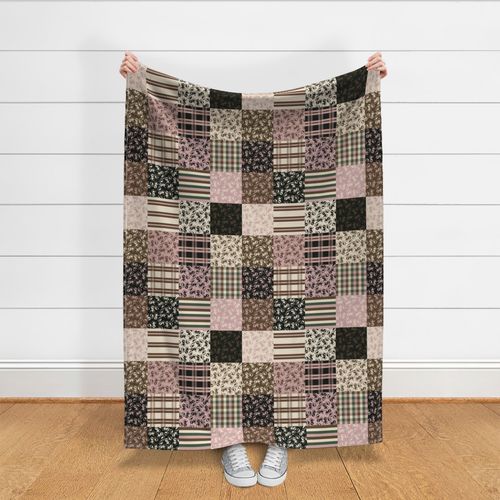 HOME_GOOD_THROW_BLANKET