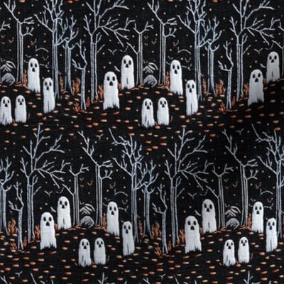 Spooky Hollow Halloween Embroidery - Medium Scale