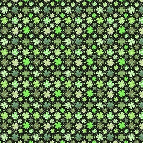 four leaf clover patchwork on black 4x4