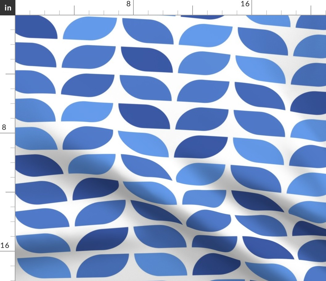 Geometric Pattern: Leaf: Azure White (large version)