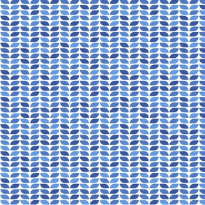 Geometric Pattern: Leaf: Azure White (small version)