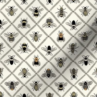 So Many Kinds of Bees - Mini - Ivory - Texture - Two Way design