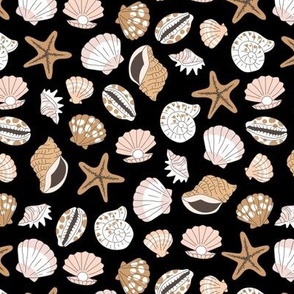 Shells and starfish - summer ocean shore island vibes beach sea theme caramel blush beige on black