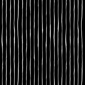 Hand Drawn Doodle Pinstripes White on Black (Small Scale)