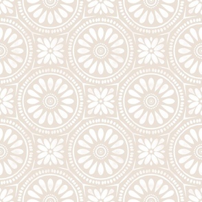 Daisy Zelliege Tile Pattern { neutral }