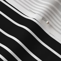 (S) Stripes Turn Quickly Into Polka Dots Size S Black on White