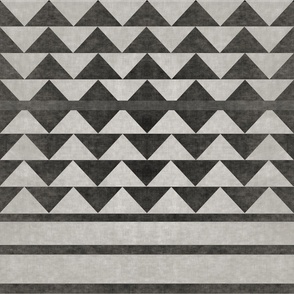 Triangle-Stripe B (large scale)