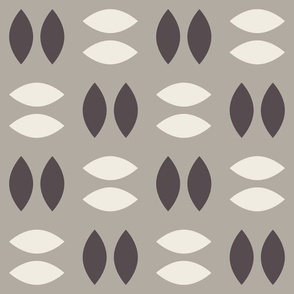 Double Pointed Shapes | Cloudy Silver, Creamy White, Purple-Brown-Gray | Geometric