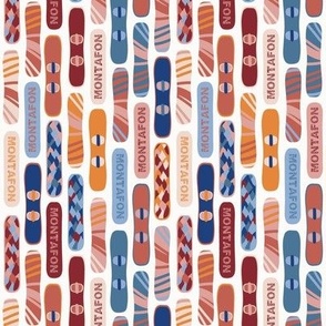 Snowboards in red, blue and orange - Montafon edition 4.25"