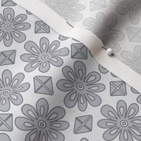 Flower corners - light grey and off-white
