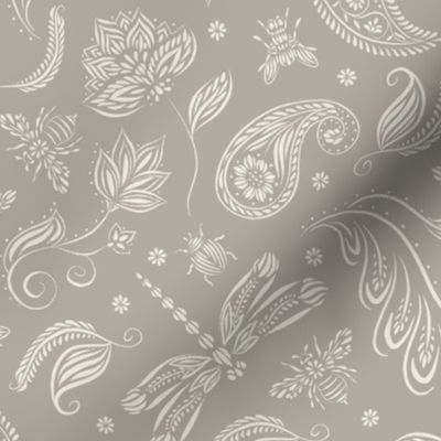 Paisley Doodle Bugs | Creamy White, Cloudy Silver | Bandana