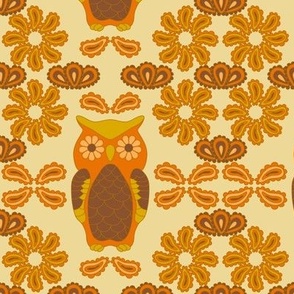 Retro owl paisley in 70s kitchen color palette. Small scale