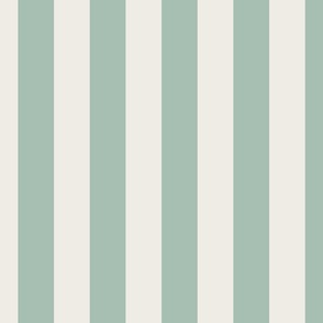 medium // green stripe