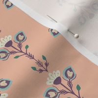 Blooming Peacock Feather [pink beige] small