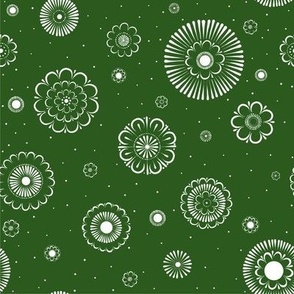 Folk Art Daisy Flowers Middle - Green White