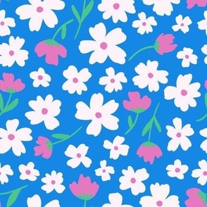 Ditsy Daisies on Blue - Large