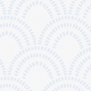 Large | Textured Brush Mark Scallop Pattern in Hamptons Blue