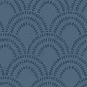 Large | Textured Brush Mark Scallop Pattern in Navy