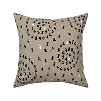 LARGE numbers doodle, count to sleep - beige and black, Sweet dreams collection