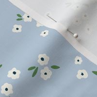 Meadow in Full Bloom – Baby Blue || Non-Directional Scattered Ditsy Flowers | Large