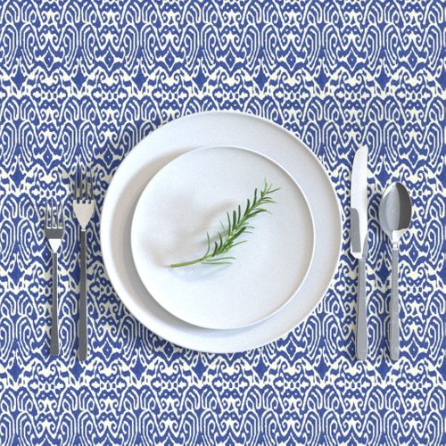 HOME_GOOD_RECTANGULAR_TABLE_CLOTH