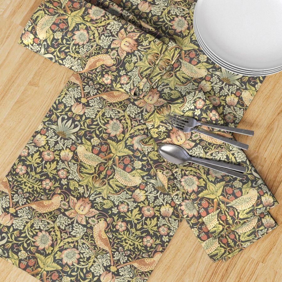 HOME_GOOD_TABLE_RUNNER