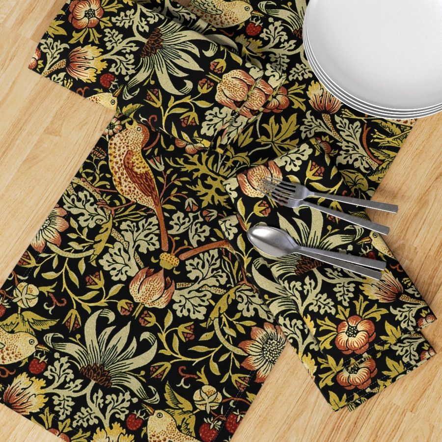 HOME_GOOD_TABLE_RUNNER