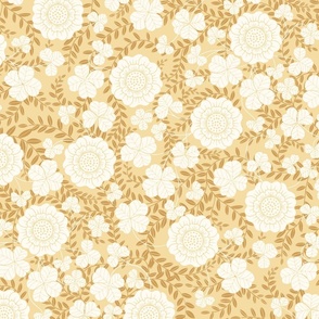 Four-Leaf Clovers for Wedding Luck | yellow & cream | 24