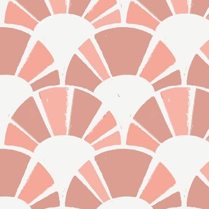 sunrise scallops in melon and light gray | large