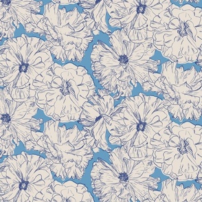 Romantic Roses Cerulean - Cream - Blue Medium