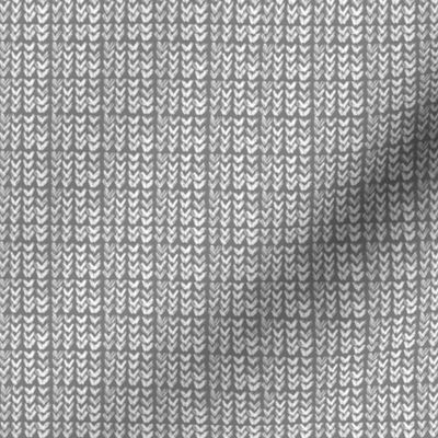 Hand Knit - 18 Charcoal Reverse