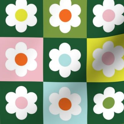 Checkerboard Daisies - Green Multicolor