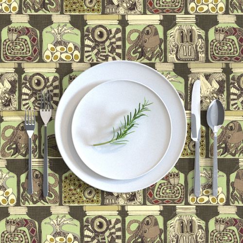 HOME_GOOD_RECTANGULAR_TABLE_CLOTH