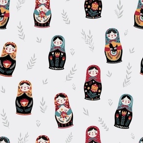 Russian dolls and leaves
