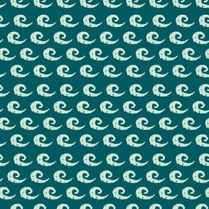 Simple Round Circular Waves Pattern in Green (small)