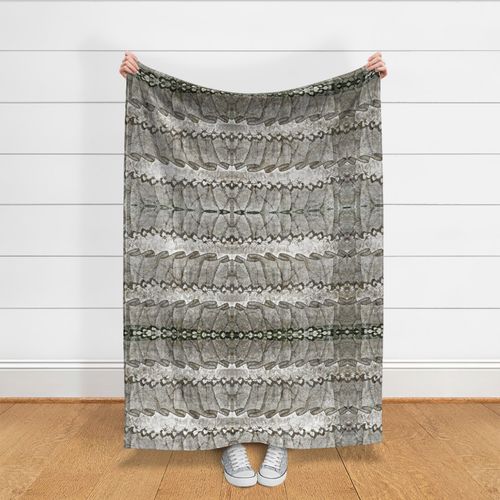 HOME_GOOD_THROW_BLANKET