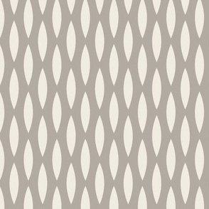 grate - cloudy silver taupe _ creamy white - simple geometric blender