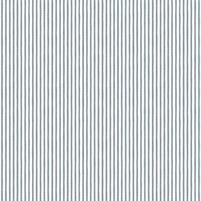 Small /// Seersucker - textured stripes - blue