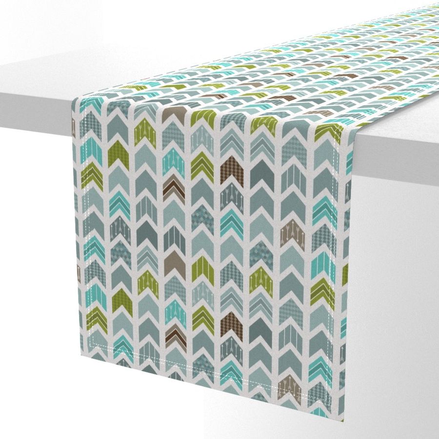 HOME_GOOD_TABLE_RUNNER