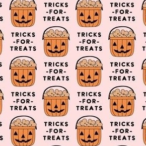 (small scale) Tricks For Treats - Pumpkin Bucket with Dog Treats - pink - LAD23